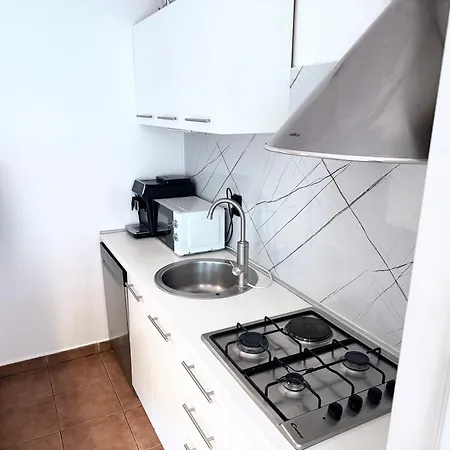 Manolo House Πούλα