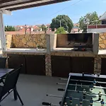 בית נופש Manolo House With Jacuzzi & Pool