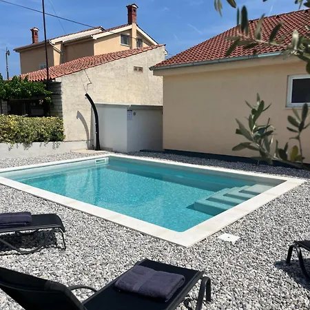 度假居 Manolo House With Jacuzzi & Pool